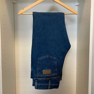 Wrangler Cowboy Cut Slim Blue Jeans| 31x32 | Never Worn!